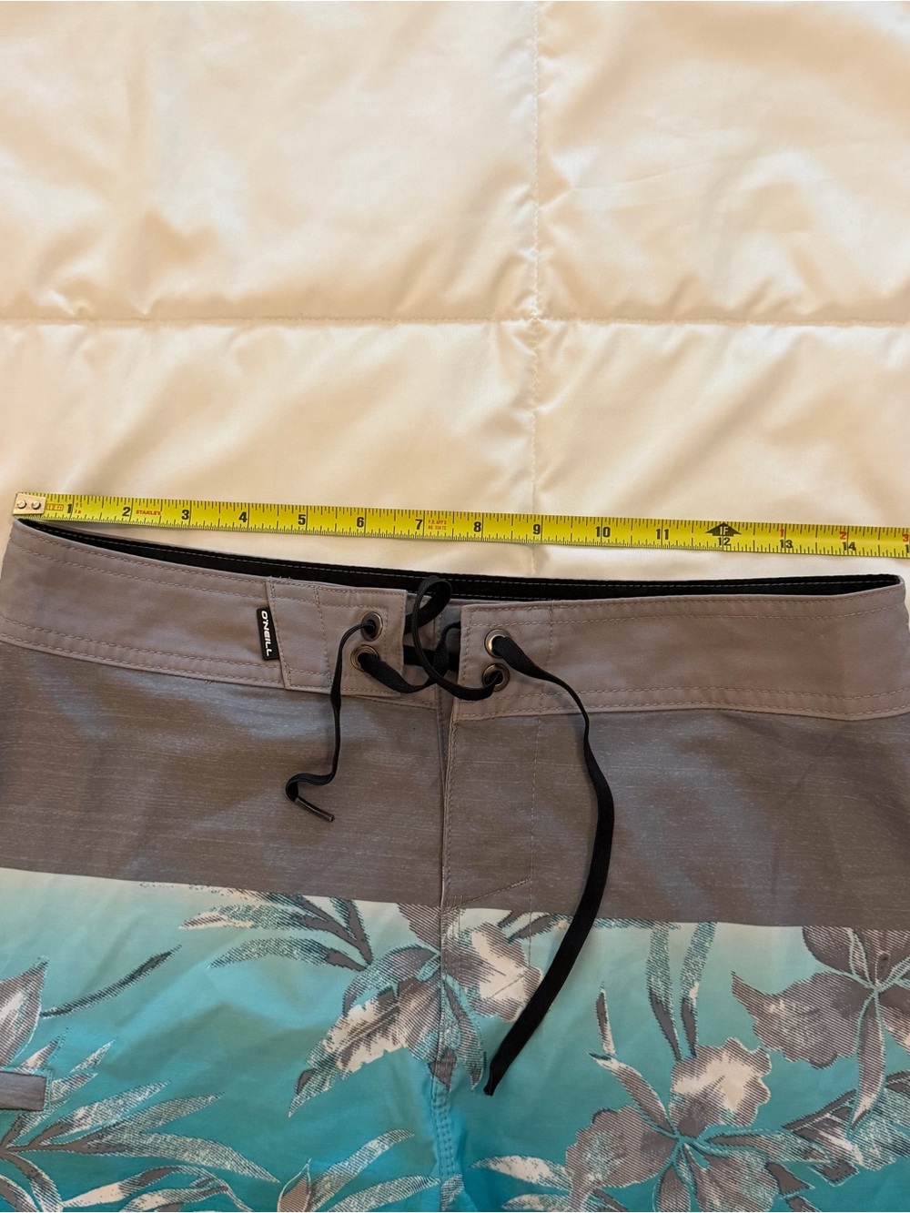 O'Neill Gray, Teal & Black Floral Board Shorts - Picture 8 of 13